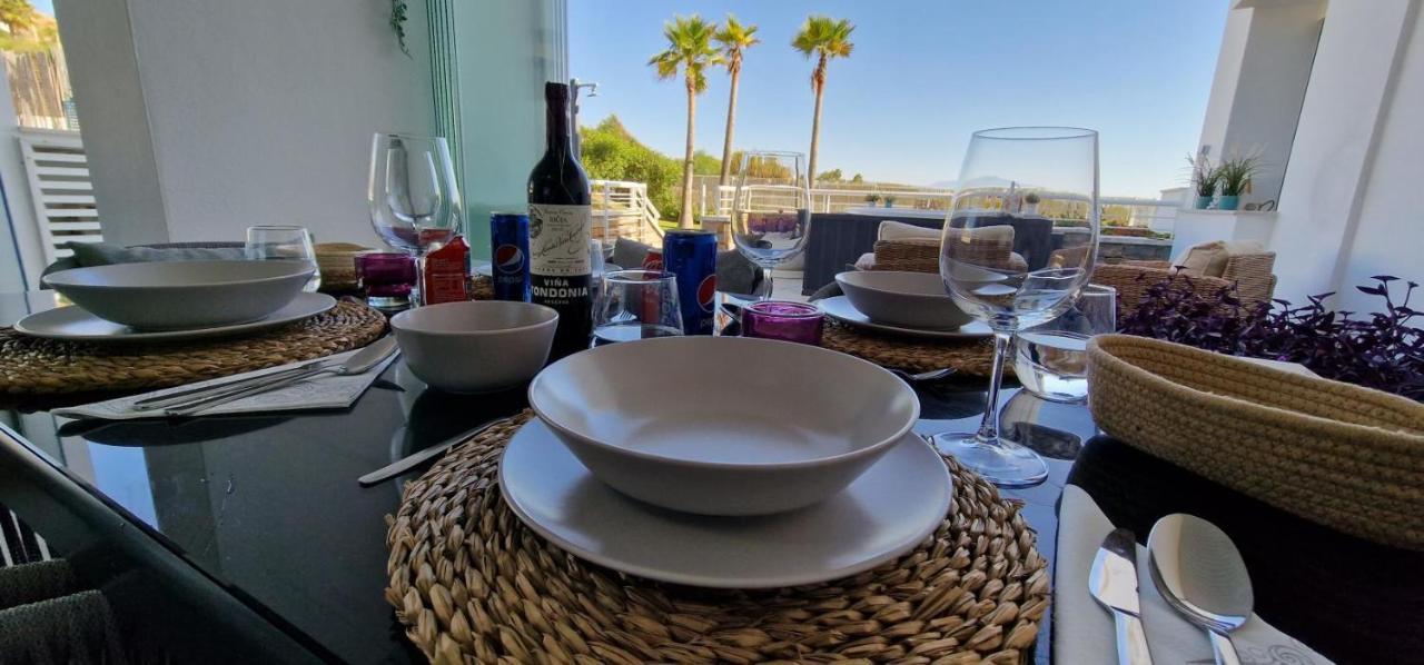Casares Del Mar Luxury Apartment Малага Екстериор снимка